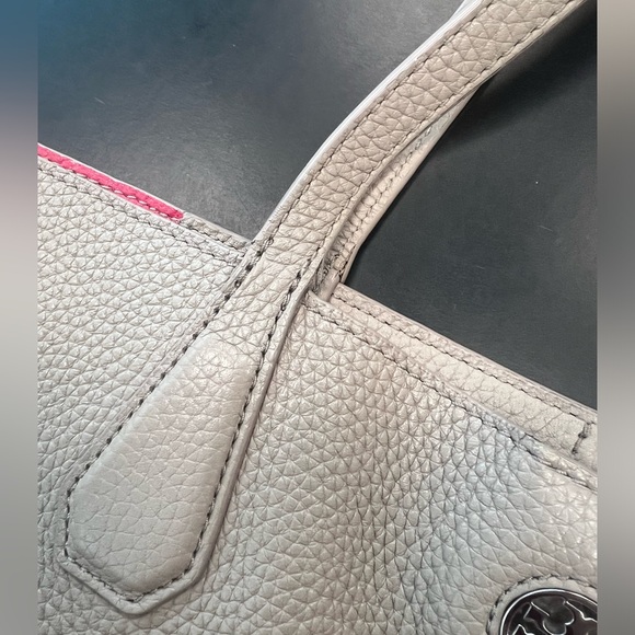 Tory Burch Perry Tote in French Gray/Peony - Picture 5 of 11